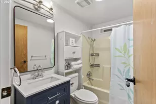 700 NE 183rd Ave, Portland, OR 97230 - Photo 16