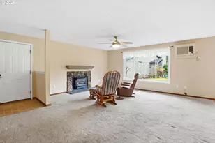 2941 NE 13th St, Gresham, OR 97030 - Photo 8