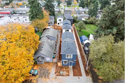 12096 SE Market St, Portland, OR 97216 - Photo 14