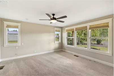 2043 NE Chehalem Dr, Newberg, OR 97132 - Photo 14