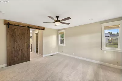 2043 NE Chehalem Dr, Newberg, OR 97132 - Photo 16