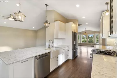 2043 NE Chehalem Dr, Newberg, OR 97132 - Photo 10