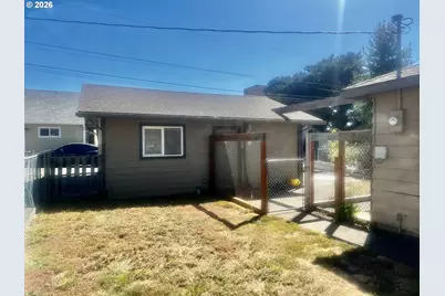 94224 3rd St, Gold Beach, OR 97444 - Photo 4