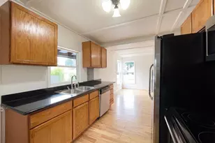 9900 SE Linwood Ave, Milwaukie, OR 97222 - Photo 12