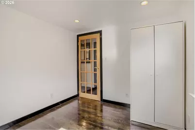 8738 NE Humboldt St, Portland, OR 97220 - Photo 18