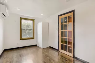 8738 NE Humboldt St, Portland, OR 97220 - Photo 14