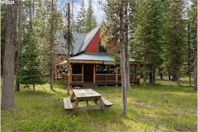 85 Diamond Lake Loop, Chemult, OR 97731 - Photo 2