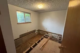 602 NE 83rd St, Vancouver, WA 98665 - Photo 6