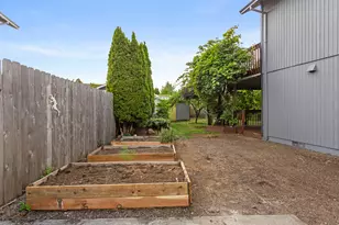 2243 NW Norman Ave, Gresham, OR 97030 - Photo 46