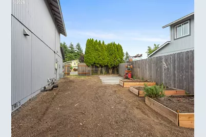 2243 NW Norman Ave, Gresham, OR 97030 - Photo 44