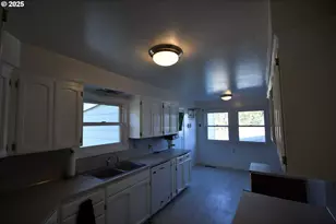 4233 Chenoweth Rd, The Dalles, OR 97058 - Photo 16