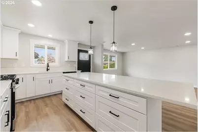 795 NW 6th Ave, Canby, OR 97013 - Photo 14