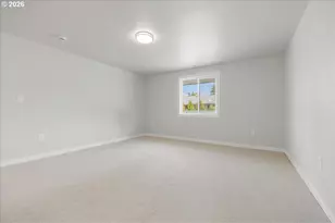 795 NW 6th Ave, Canby, OR 97013 - Photo 32