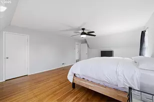 632 SE Peacock Ln, Portland, OR 97214 - Photo 16