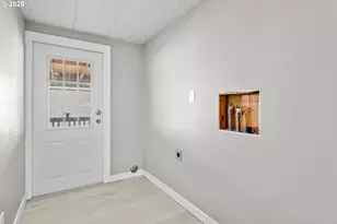 17125 SE 82nd Dr, Clackamas, OR 97015 - Photo 8