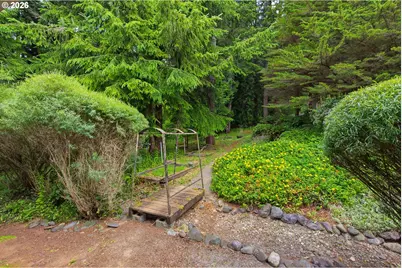 94134 Vanelsberg Ln, Coos Bay, OR 97420 - Photo 32