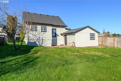 131 NE 2nd St, Willamina, OR 97396 - Photo 24