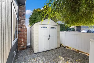 3198 SW 16th Cir, Gresham, OR 97080 - Photo 28