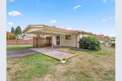 3714 C St, Washougal, WA 98671 - Photo 4