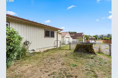 3714 C St, Washougal, WA 98671 - Photo 36