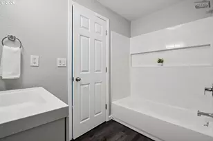 12505 NE 9th St, Vancouver, WA 98684 - Photo 20