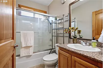 970 T St, Springfield, OR 97477 - Photo 28