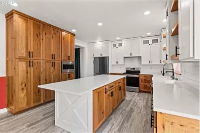 5660 Austin Way, Eugene, OR 97402 - Photo 2