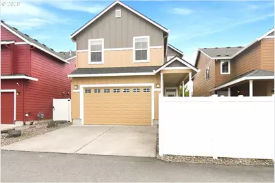 1210 SE 7th St, Battle Ground, WA 98604 - Photo 2