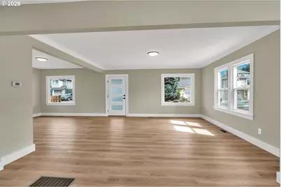 8745 N Burrage Ave, Portland, OR 97217 - Photo 10