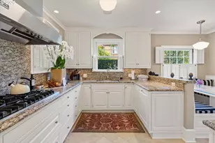 2836 NW Cumberland Rd, Portland, OR 97210 - Photo 18