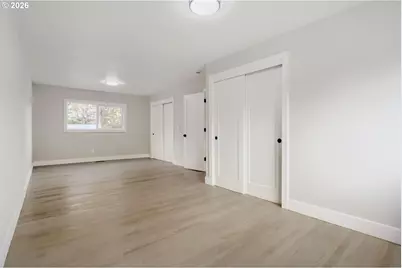 425 NE 143rd Ave, Portland, OR 97230 - Photo 12