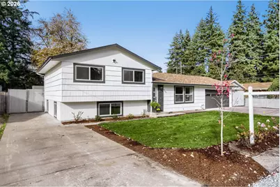 425 NE 143rd Ave, Portland, OR 97230 - Photo 2
