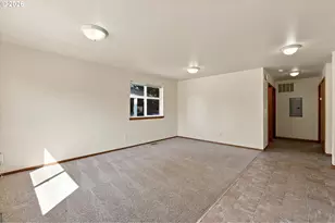 4745 N Amherst St, Portland, OR 97203 - Photo 4