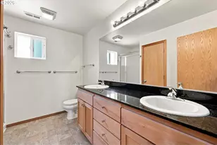 4745 N Amherst St, Portland, OR 97203 - Photo 16