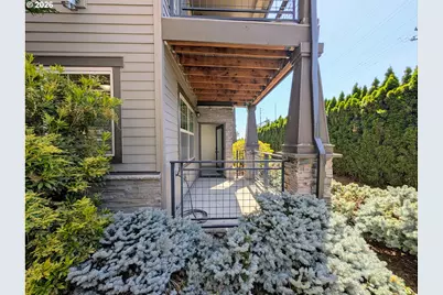 8906 NE Brentford Way, Hillsboro, OR 97006 - Photo 22