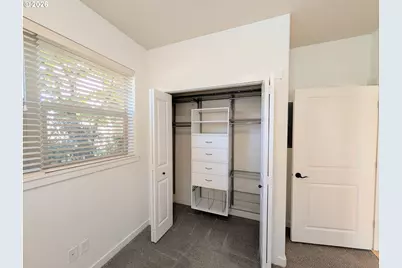 8906 NE Brentford Way, Hillsboro, OR 97006 - Photo 20