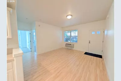 8906 NE Brentford Way, Hillsboro, OR 97006 - Photo 6