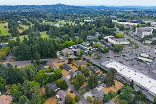 10290 SW Homestead Ln, Beaverton, OR 97008 - Photo 36