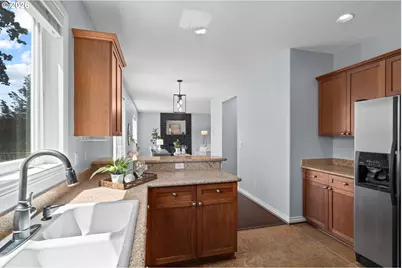 10290 SW Homestead Ln, Beaverton, OR 97008 - Photo 8