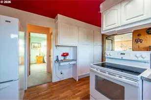 615 Jackson Ave SW, Bandon, OR 97411 - Photo 14