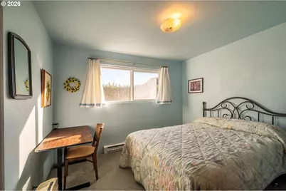 615 Jackson Ave SW, Bandon, OR 97411 - Photo 24