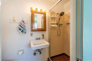 615 Jackson Ave SW, Bandon, OR 97411 - Photo 22