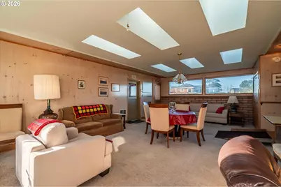 615 Jackson Ave SW, Bandon, OR 97411 - Photo 18