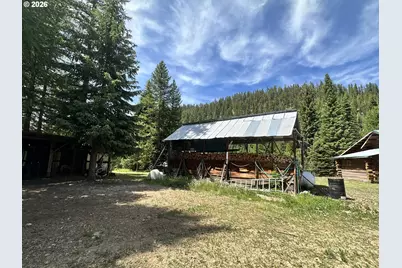 42000 Clear Creek Rd, Granite, OR 97877 - Photo 14