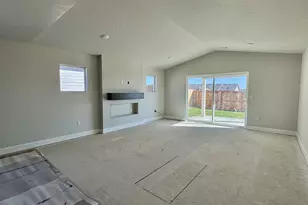 862 NE Laurel Spgs Dr, Hermiston, OR 97838 - Photo 4