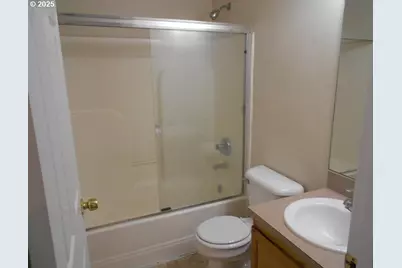 18440 SW Johnson St, Beaverton, OR 97003 - Photo 8