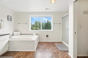 301 NE 408th Ct, Washougal, WA 98671 - Photo 18