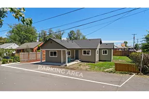 9400 NE Gertz Ct, Portland, OR 97211 - Photo 2