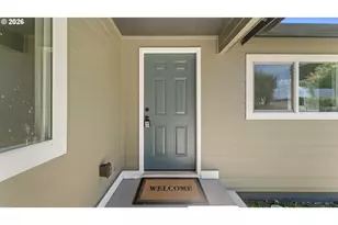 9400 NE Gertz Ct, Portland, OR 97211 - Photo 6