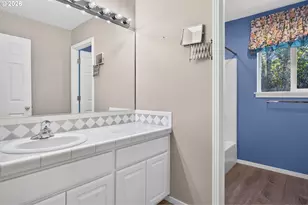 12604 SW Creekshire Dr, Tigard, OR 97223 - Photo 38